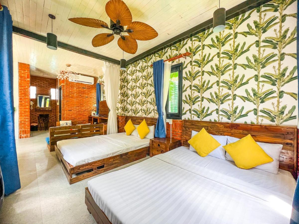 Long Hai Channel Beach Resort Exterior photo