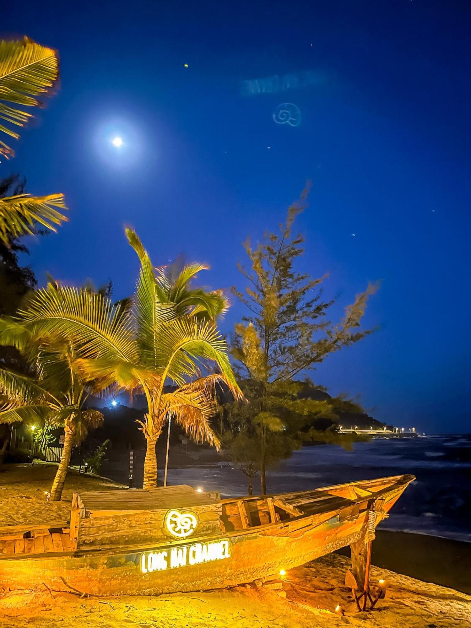 Long Hai Channel Beach Resort Exterior photo
