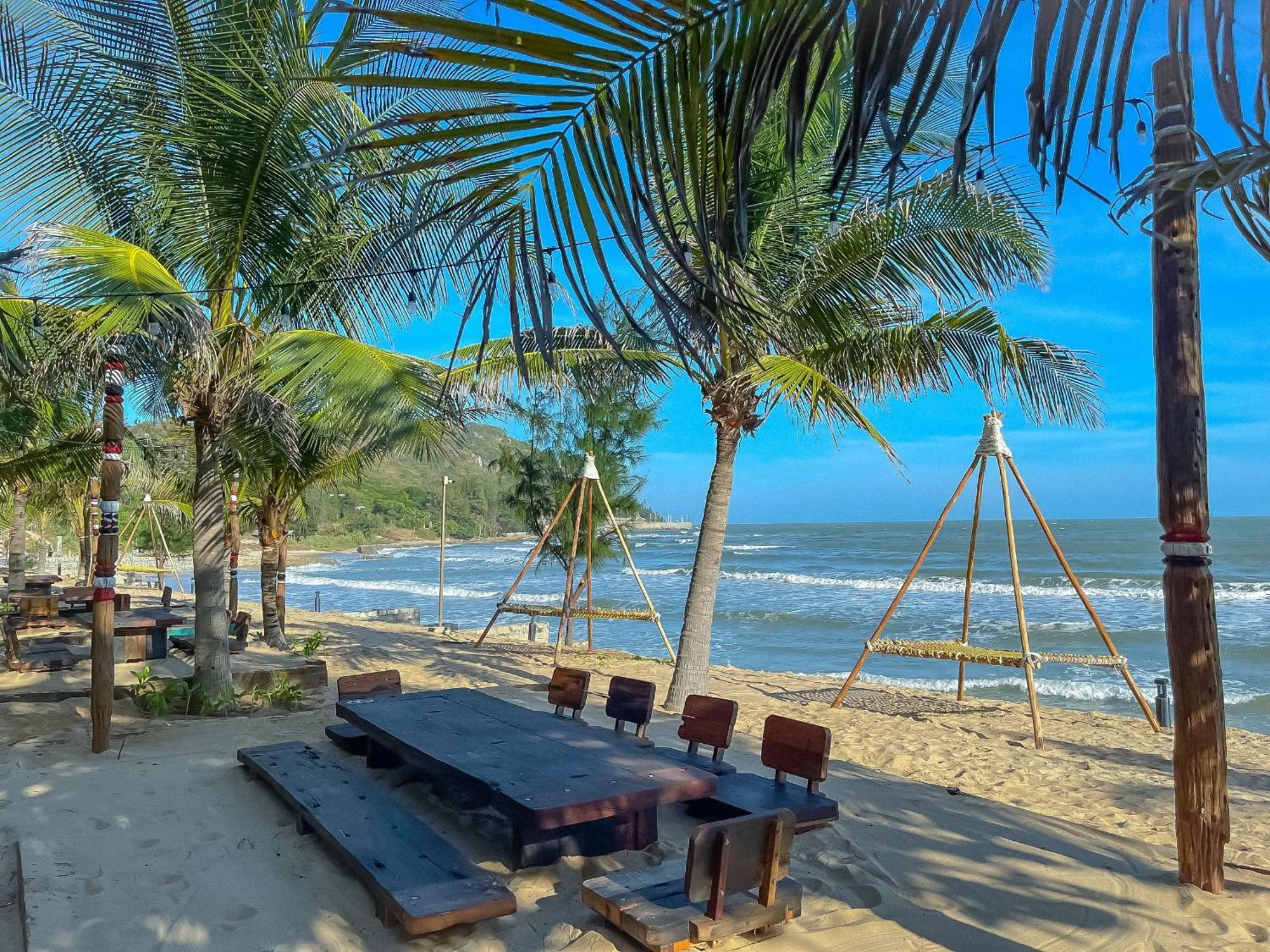 Long Hai Channel Beach Resort Exterior photo