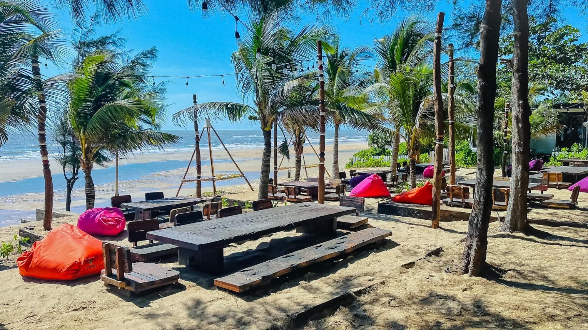 Long Hai Channel Beach Resort Exterior photo